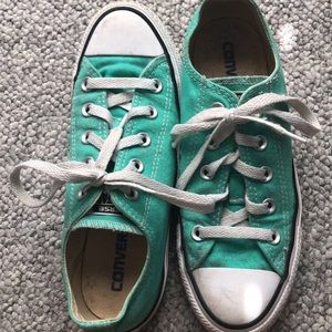teal converse